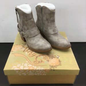 WOMEN'S VERY G MERLOT LOW BOOT 6-11